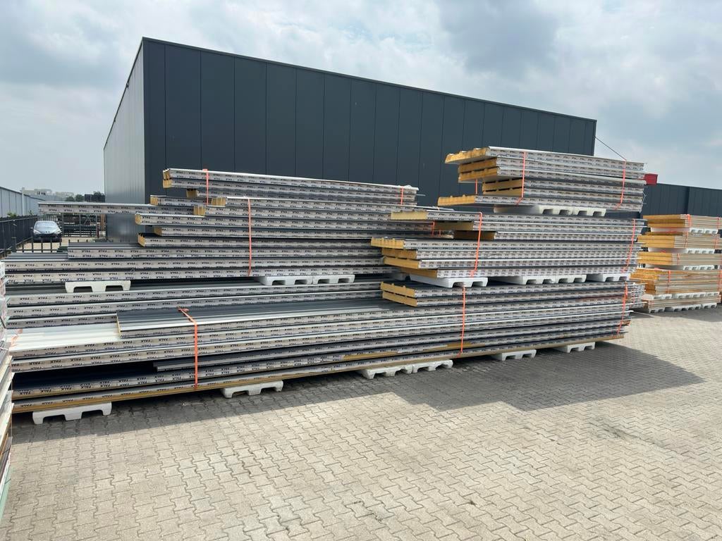 B-keus Sandwichpanelen 130mm RC-6,37 €17,50 283,36m2, Doe-het-zelf en Verbouw, Platen en Panelen, Zo goed als nieuw, Overige materialen