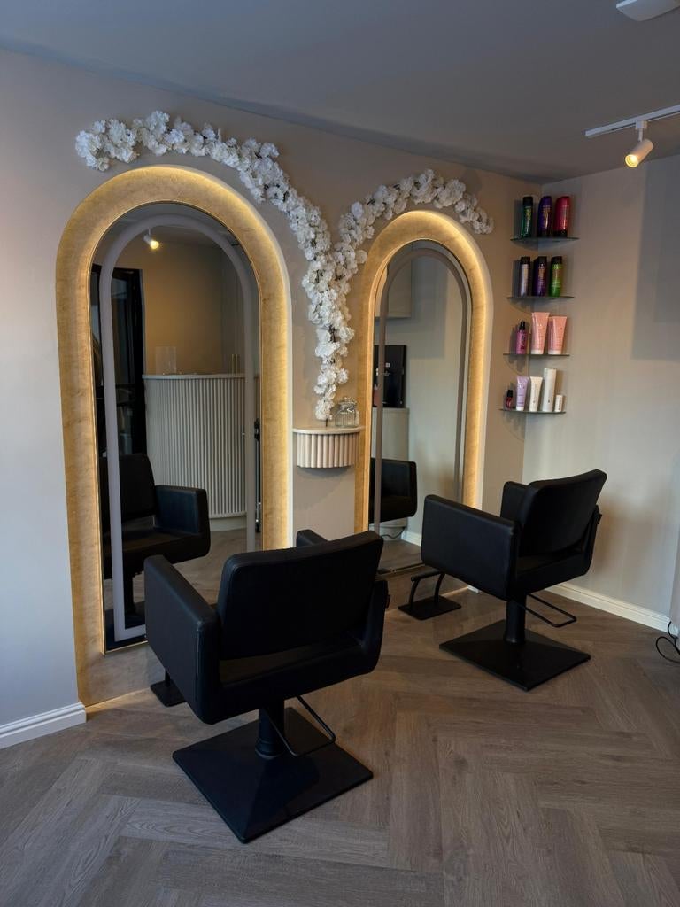 Belli Capelli Hairstudio | Knippen, Kleuren & Highlights | C, Diensten en Vakmensen, Kappers en Thuiskappers, Knippen