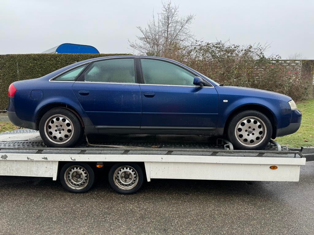 Audi A6 2.6 v6 alleen voor onderdelen, Ophalen of Verzenden, Voor, Audi, Motorkap