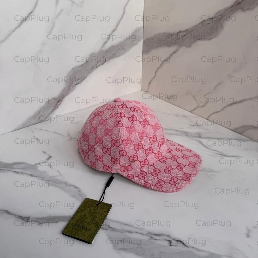 Roze gucci pet