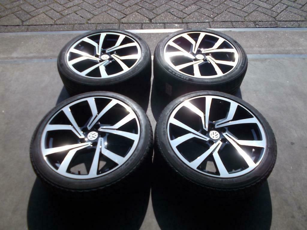 NIEUWE VW GOLF 5 6 7 8  "BRESCIA" VELGEN + BANDEN 225 40 R18, 18 inch, Banden en Velgen, Nieuw, Ophalen of Verzenden