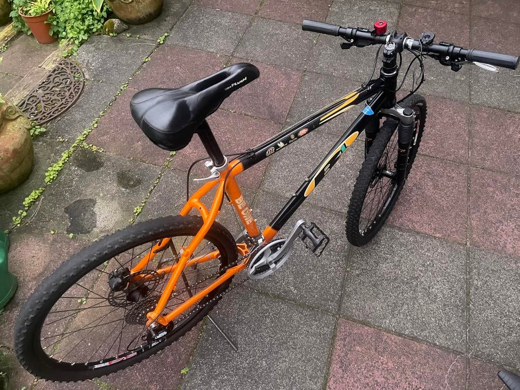 B1 Be One Team Replic 27 versn. en met prima dchijfremmen!, Hardtail, 49 tot 53 cm, Zo goed als nieuw, Ophalen