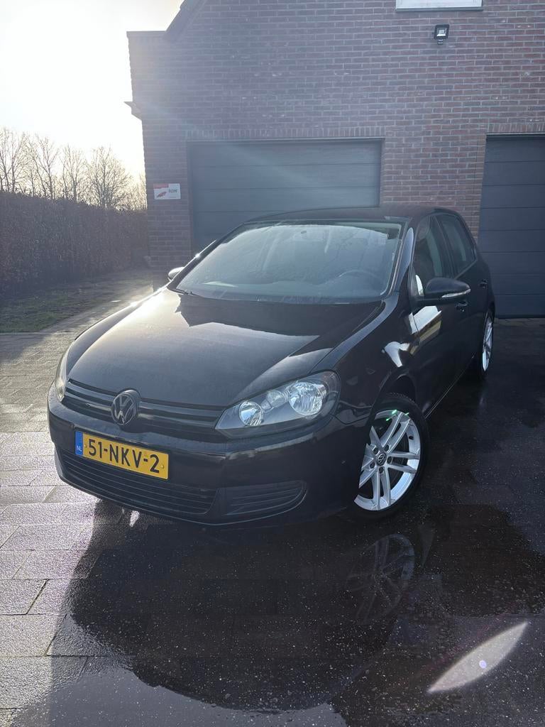 Volkswagen Golf 1.2 TSI 77KW 5D 2010 Zwart, Voorwielaandrijving, Euro 5, Stof, Zwart