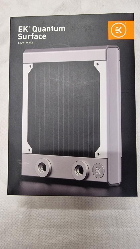 EK-Quantum Surface P120M - Wit nieuw, Computers en Software, Computerkoelers, Ophalen of Verzenden, Nieuw, Waterkoeling