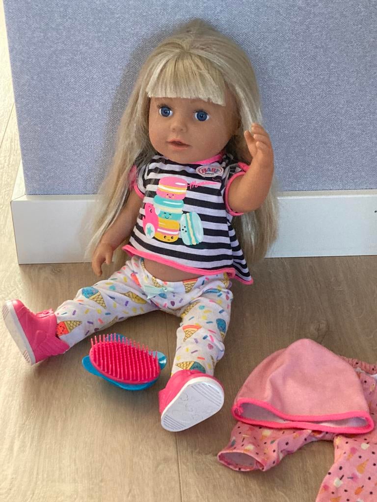 Baby Born grote zus, Ophalen, Zo goed als nieuw, Babypop