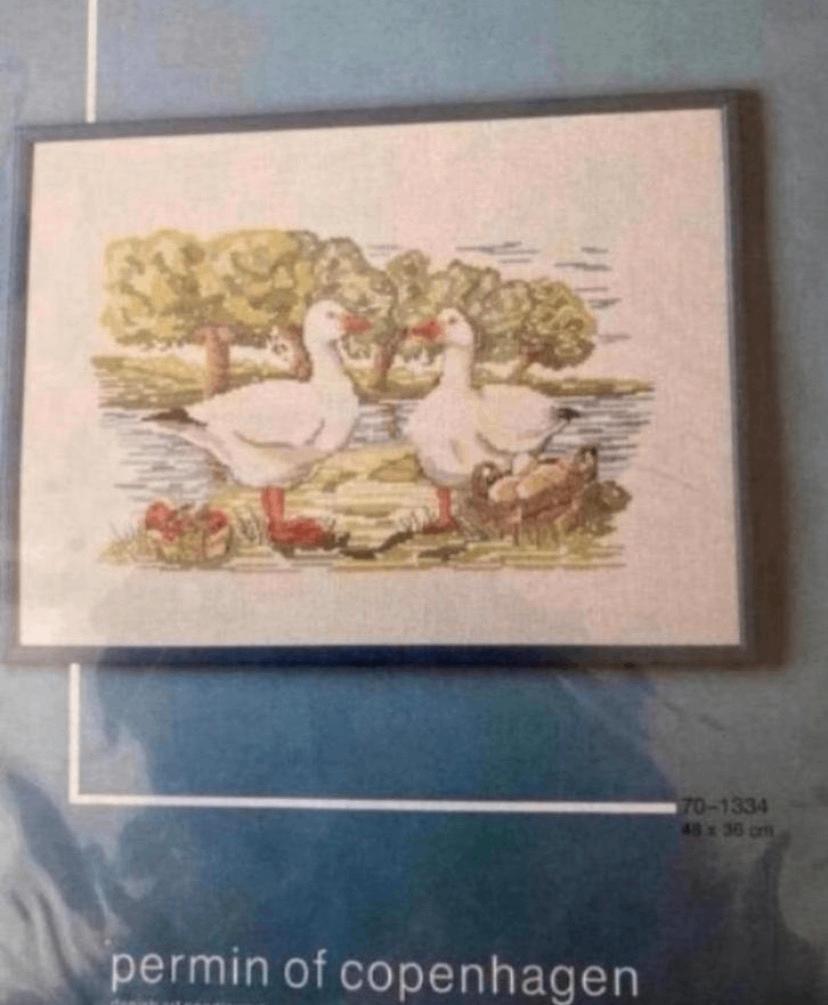 BORDUURPAKKET PERMIN OF COPENHAGEN EIERNEST GANZEN, Hobby en Vrije tijd, Borduren en Borduurmachines, Verzenden, Nieuw, Handborduren