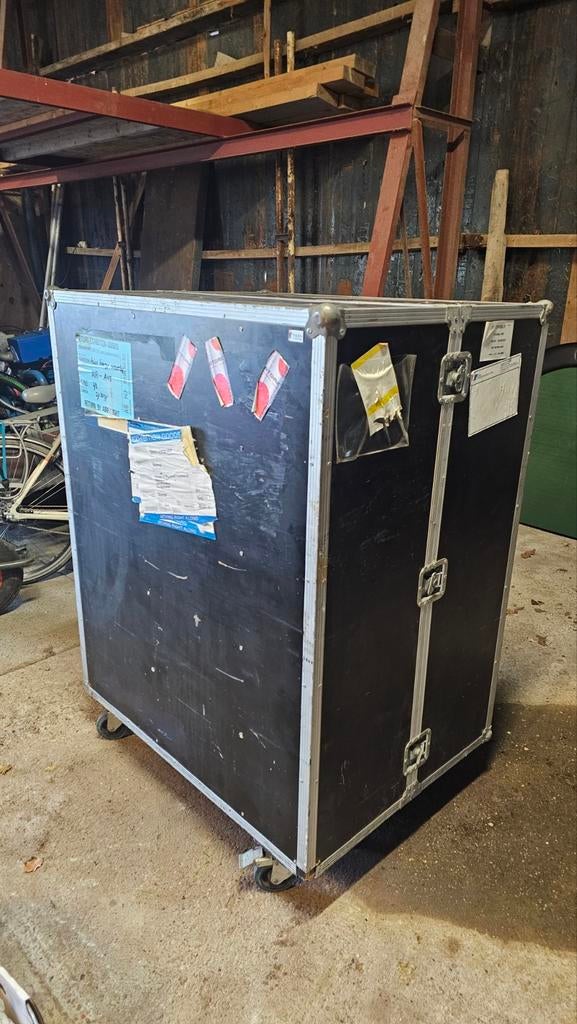 Flightcase op wielen als ladekast, Zakelijke goederen, Kantoor en Winkelinrichting | Kantoormeubilair en Inrichting, Ophalen of Verzenden