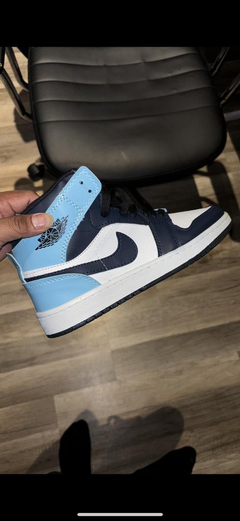 Air force partij, Kleding | Heren, Schoenen, Ophalen of Verzenden, Zo goed als nieuw, Overige kleuren