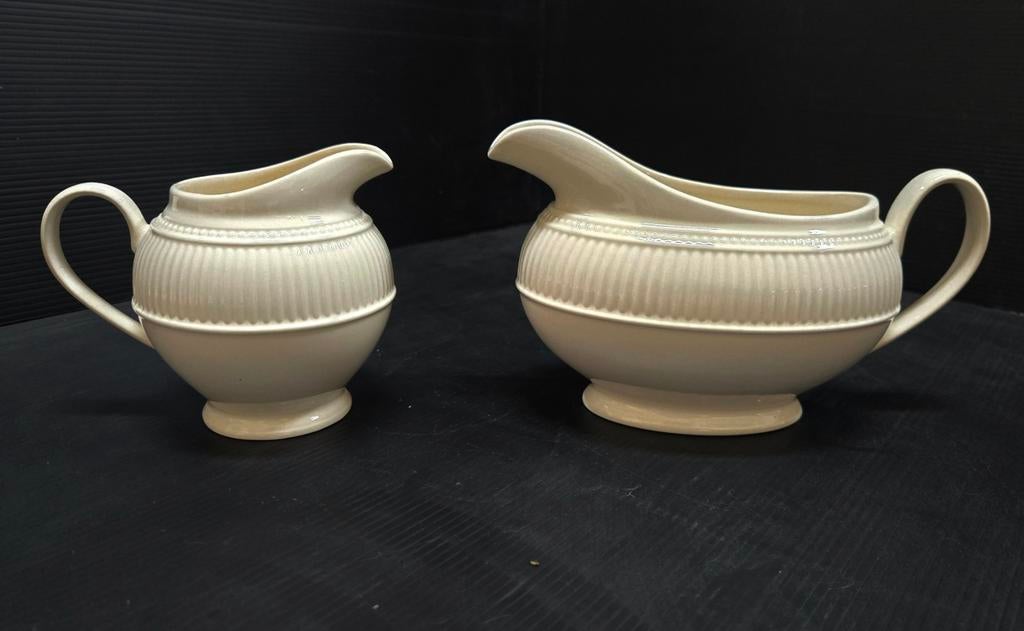Wedgwood Windsor Melkkan en Juskan Set, Ophalen