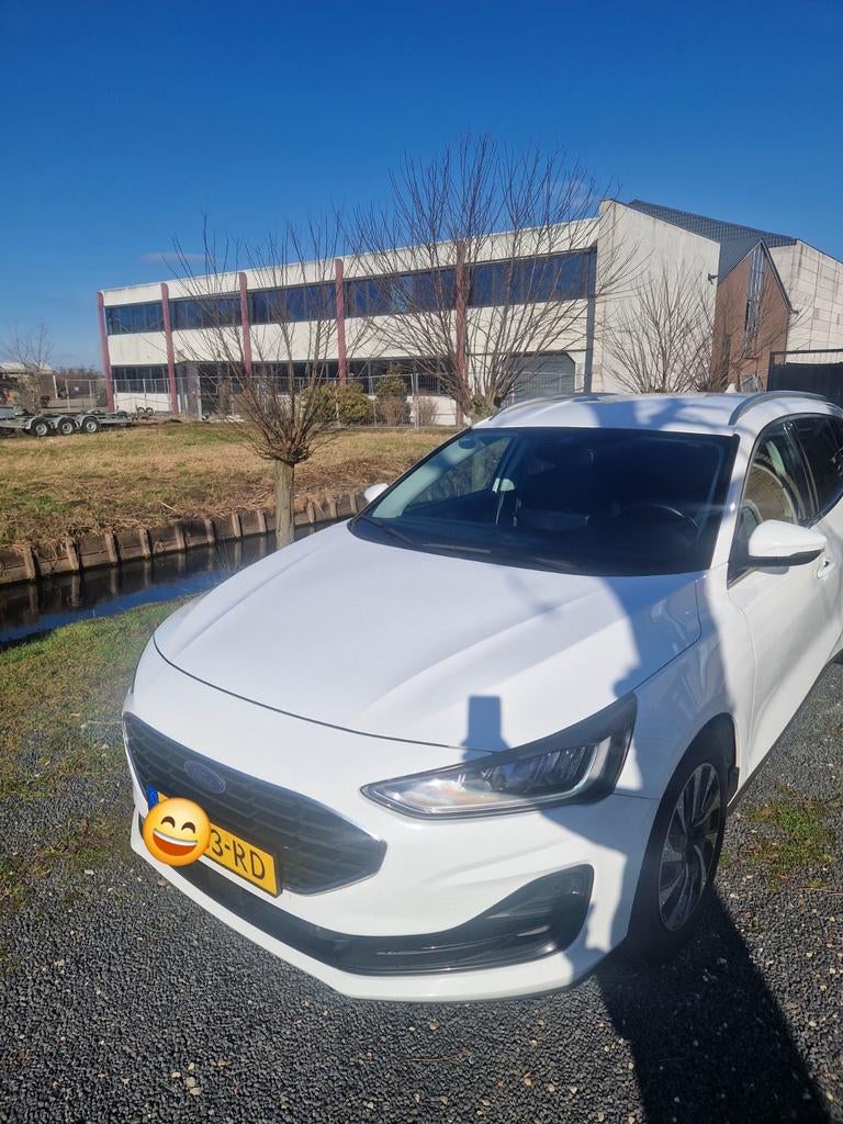 Foto 6 van Ford Focus 1.0 Ecoboost Hybrid  NOV 2022 CARPLAY DRAADLOOS