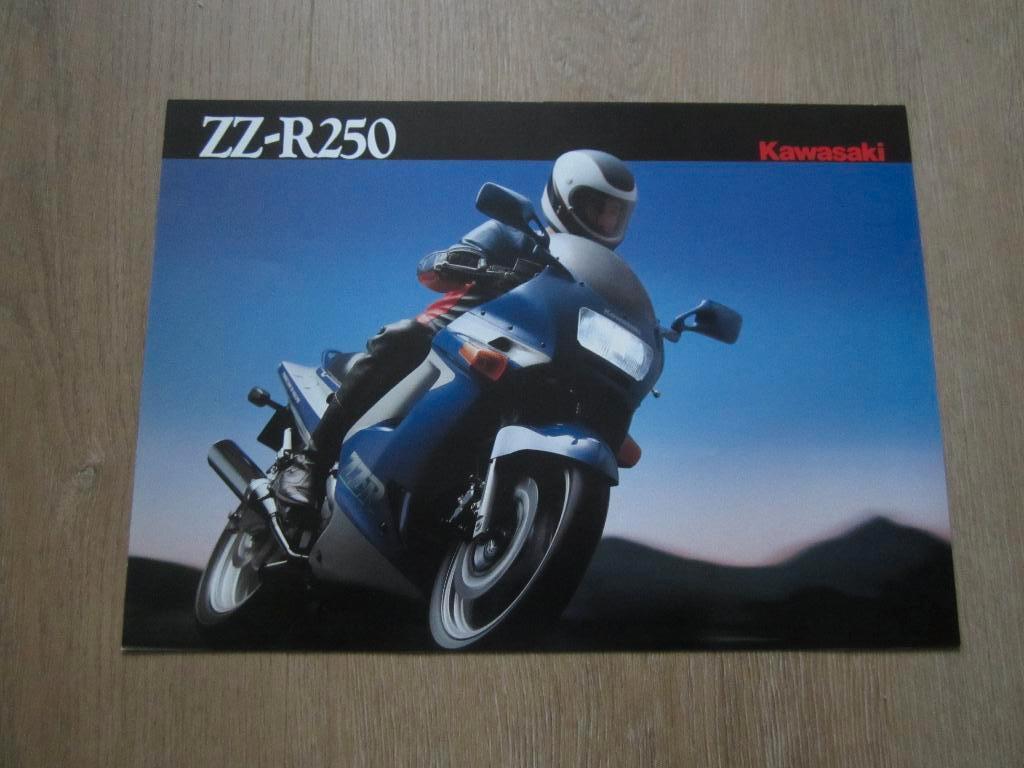 Kawasaki ZZR 250 brochure folder 1991 ?, Motoren, Handleidingen en Instructieboekjes, Ophalen of Verzenden, Kawasaki