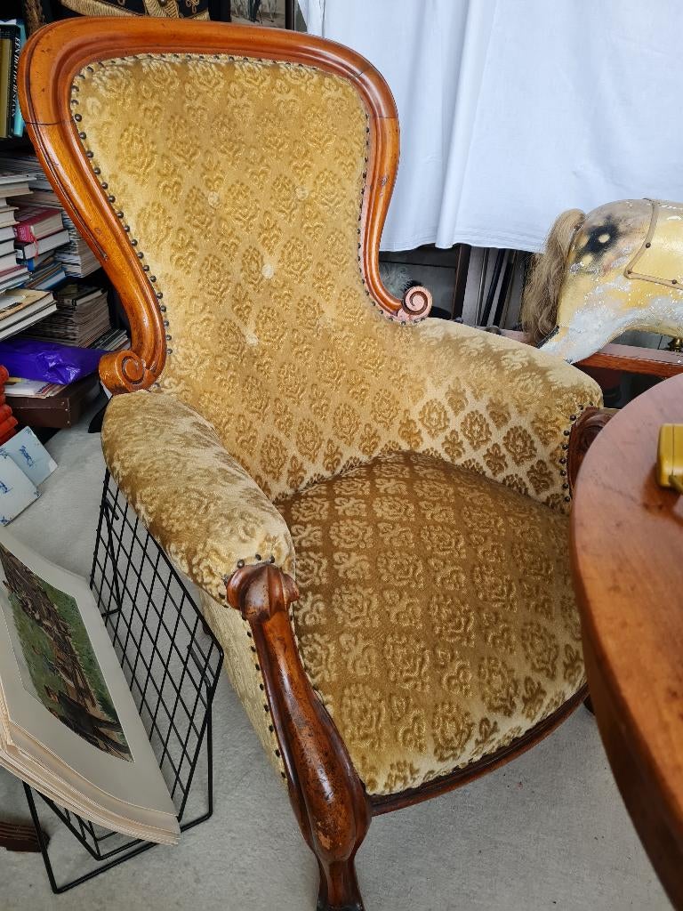 Antieke Biedermeier stoel, Ophalen