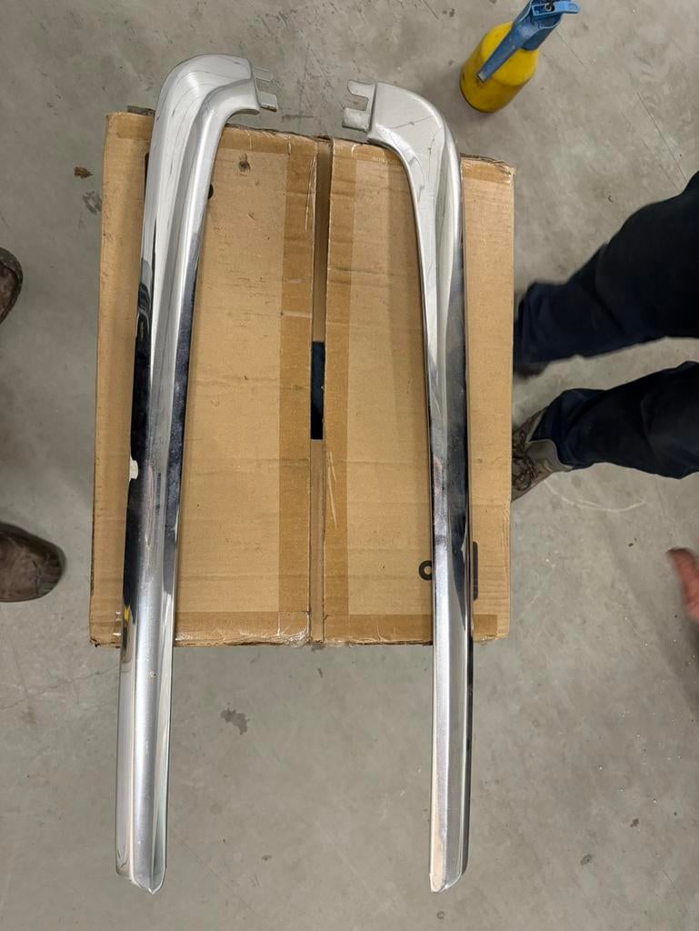 Sierlijsten achterbumper mercedes 126, Ophalen, Mercedes-Benz, Nieuw, Achter