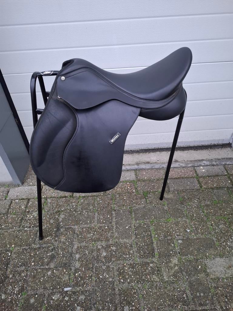 Wintec 500 vzh zadel 17.5, Dressuur, Ophalen of Verzenden, Zo goed als nieuw