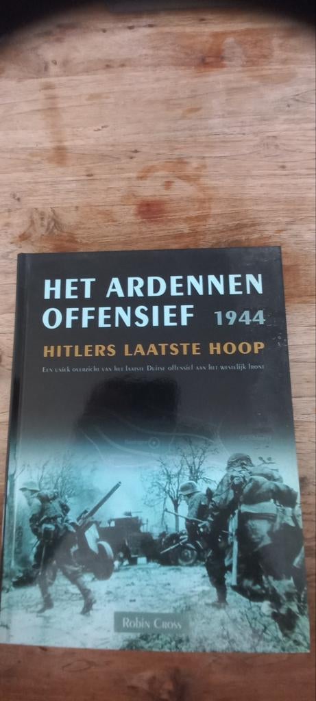 Het Ardennen Offensief 1944 - Robin Cross, Ophalen of Verzenden, Tweede Wereldoorlog