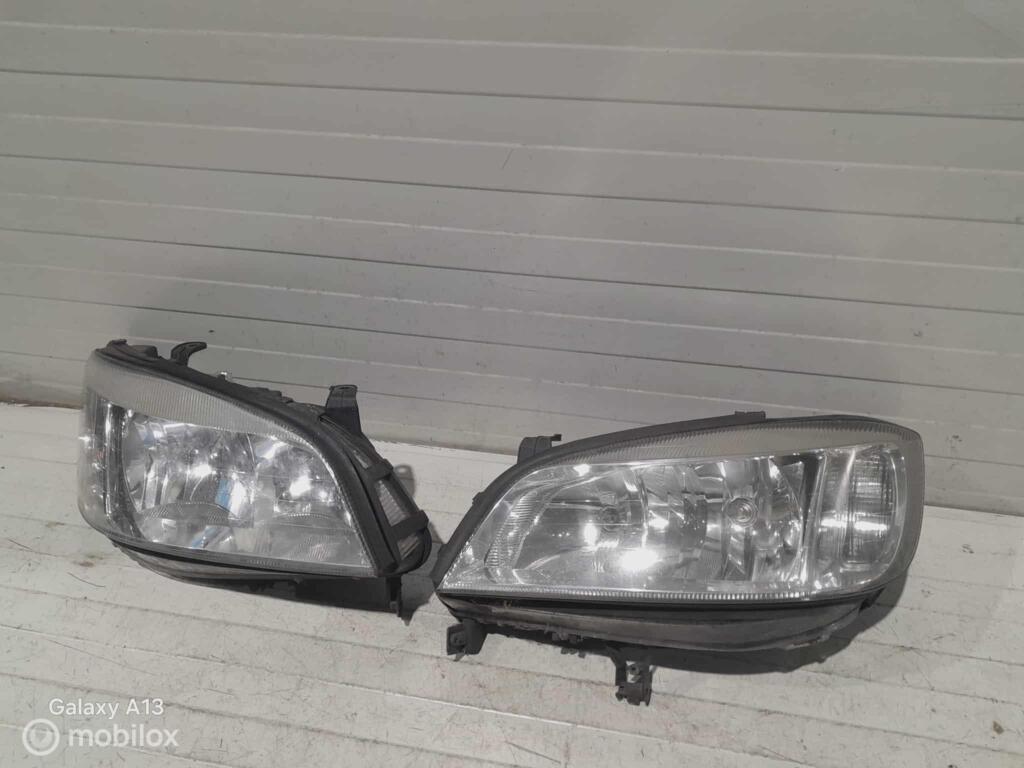 Koplamp Opel Zafira, Auto-onderdelen, Gebruikt, Ophalen of Verzenden