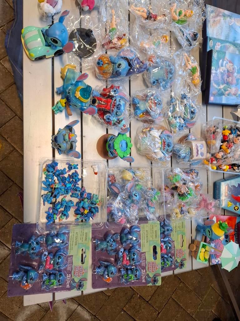 Stitch poppetjes diverse stylen, Verzamelen, Disney, Ophalen of Verzenden, Overige figuren, Nieuw, Beeldje of Figuurtje