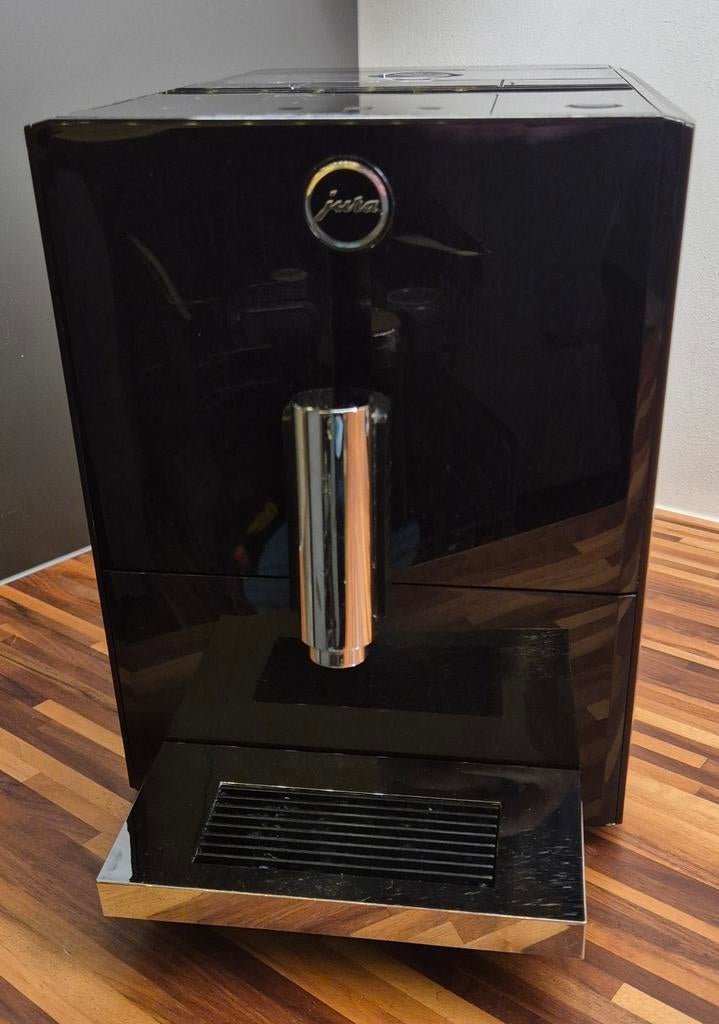 Jura A1, Witgoed en Apparatuur, Koffiezetapparaten, Ophalen, Refurbished, Koffiemachine