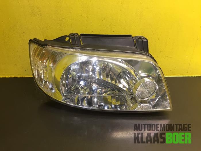 Koplamp rechts van een Hyundai Matrix, Gebruikt, -, -, Ophalen of Verzenden