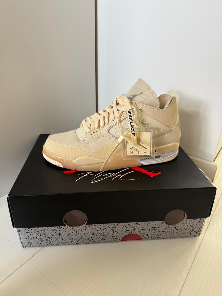 Jordan 4 off-white maat 44,5, Ophalen, Zo goed als nieuw, Zwart