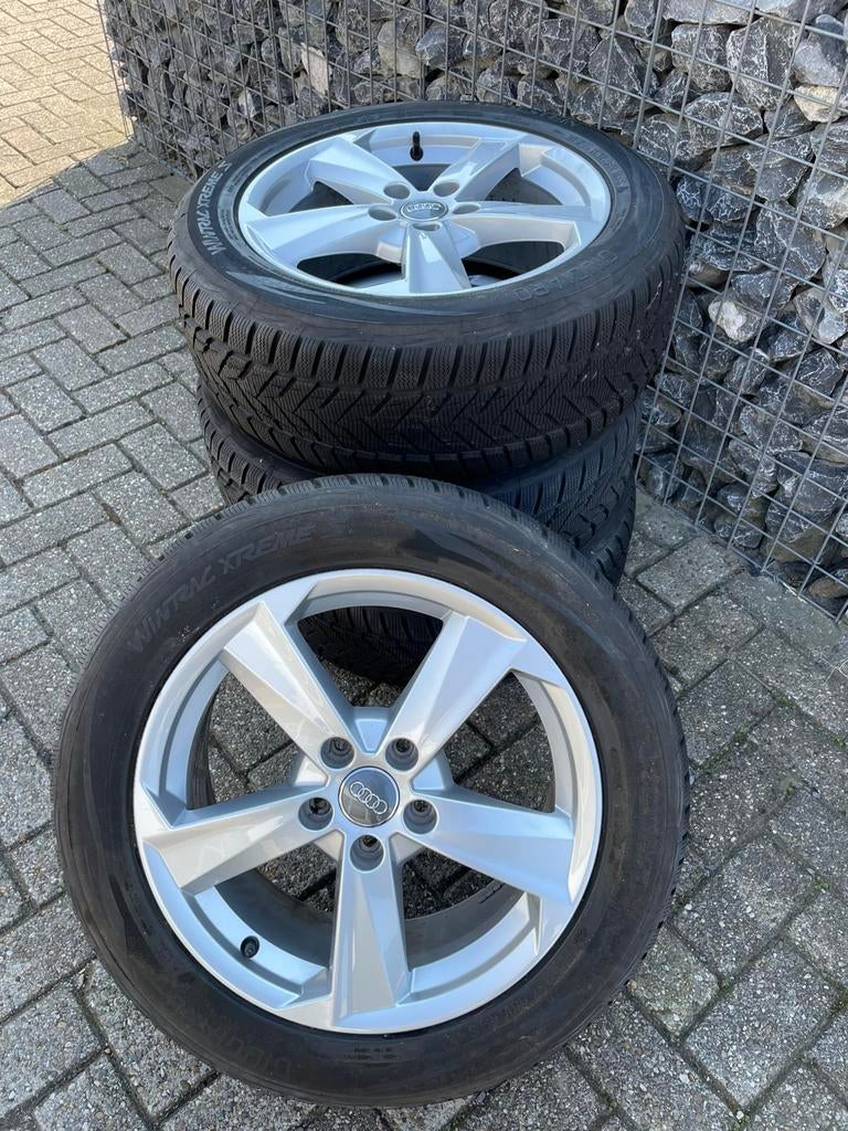 Audi Q2 17 inch originele velgen 81A601025B met winterbanden, Ophalen, Velg(en), 17 inch, Winterbanden