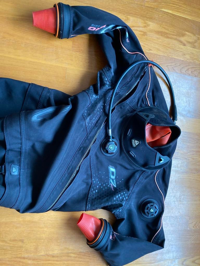 Waterproof D7 ISS Pro Droogpak XL - Complete Set, Watersport en Boten, Duiken, Ophalen of Verzenden, Gebruikt, Duikpak