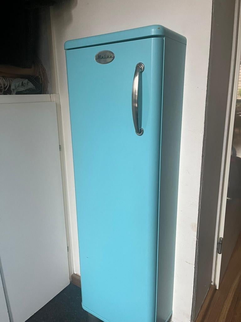 Kastje - Malibu, Ophalen, Huis en Inrichting