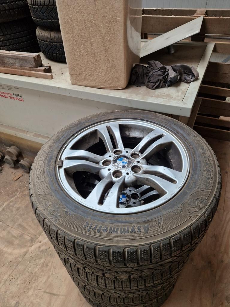 Bmw lichtmetalen velgen met winterbanden model x1-x2-x3, Ophalen of Verzenden, 17 inch, Zomerbanden