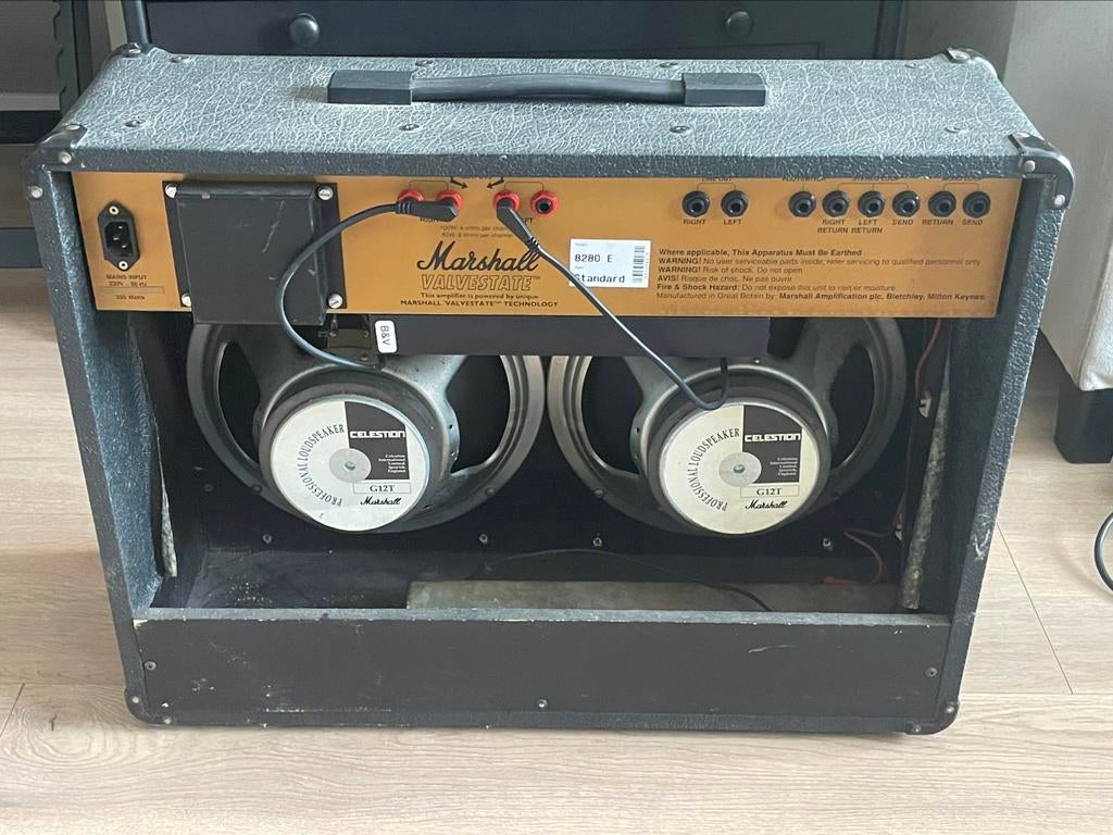 Foto 2 van Marshall Valvestate Bi-chorus 200 2x12 combo versterker