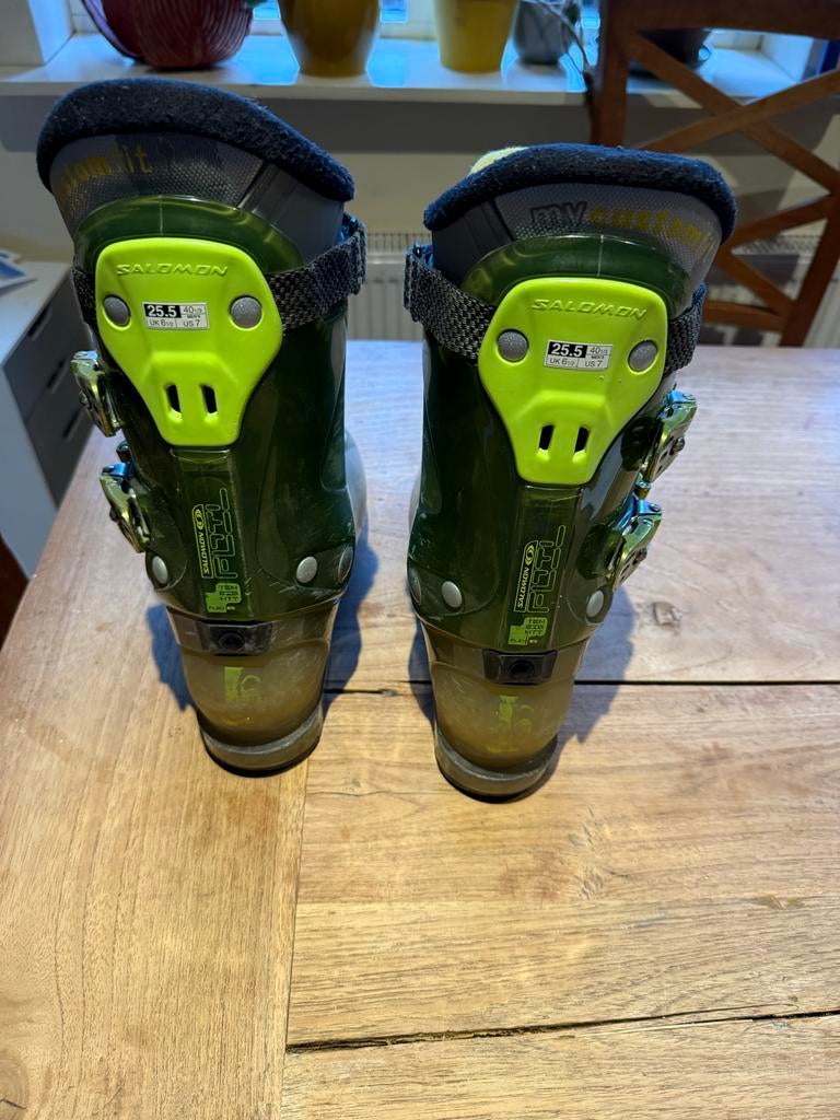 Salomon Ski Schoenen Maat 40 1/3 (25.5), Sport en Fitness, Skiën en Langlaufen, 160 tot 180 cm, Gebruikt, Schoenen, Skiën