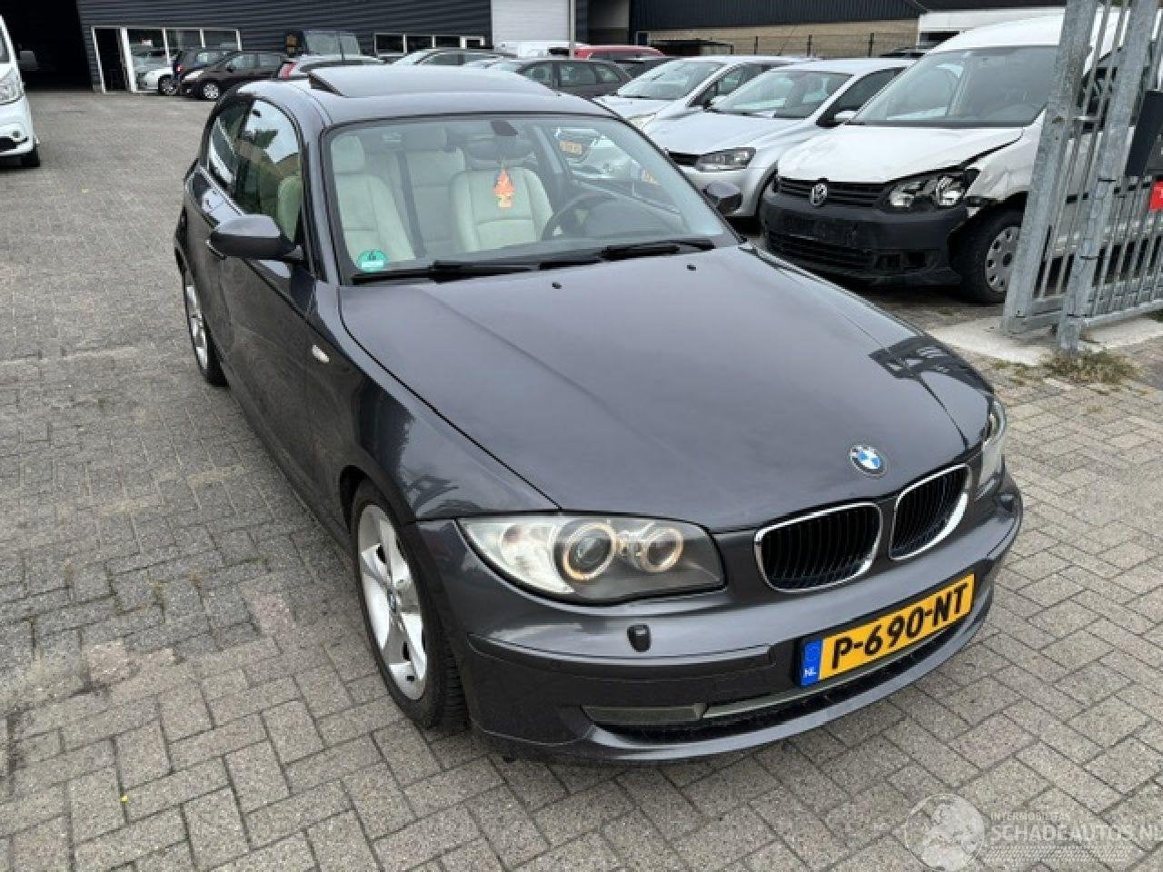 BMW 1-serie 120i Sport clima 170pk (bj 2008), Petuelring 130 ,80809, München, Deutschland, Overige carrosserieën, Handgeschakeld