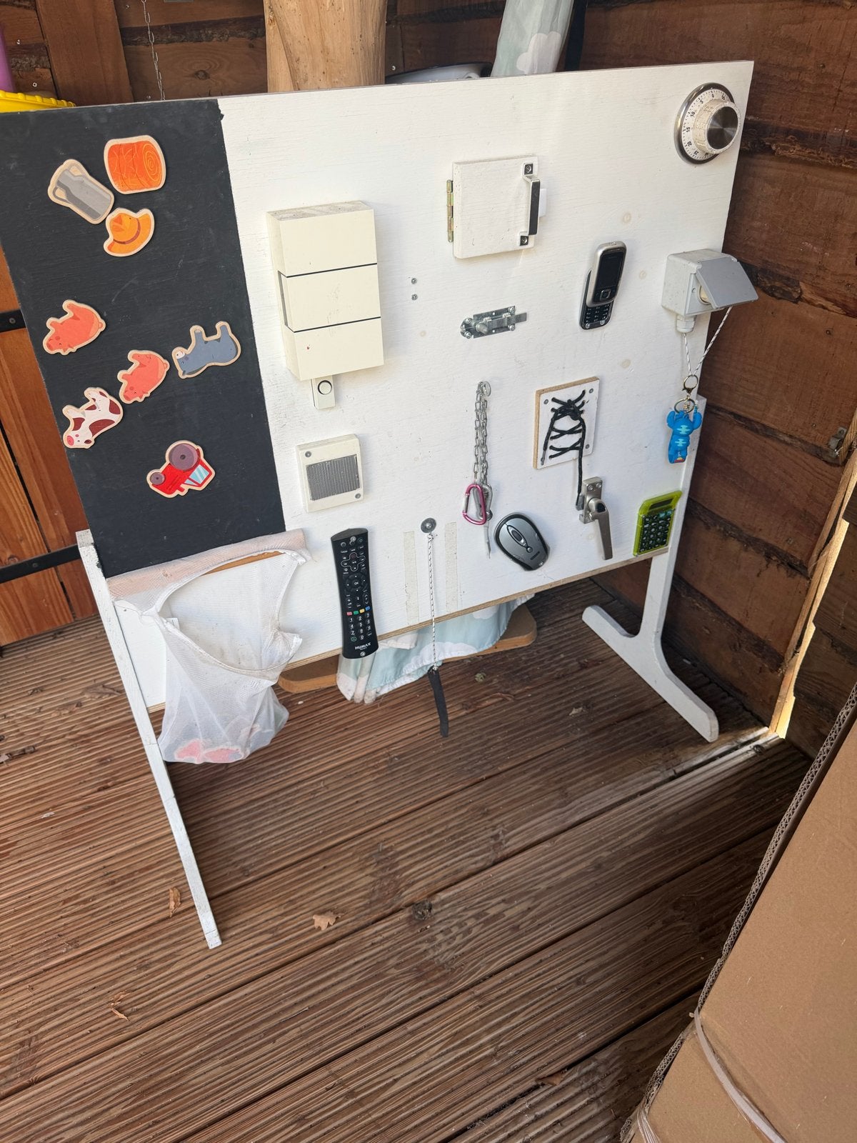 Gratis Sensorische Speelbord / Busy Board voor Kinderen, Kinderen en Baby's, Speelgoed | Educatief en Creatief, Ophalen, Gebruikt