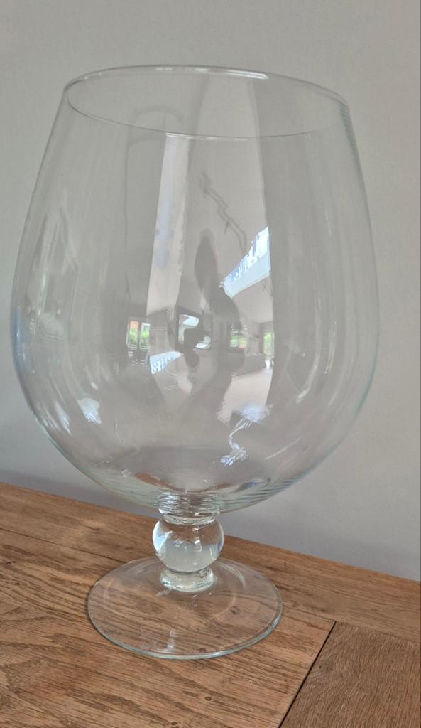 Grote glazen vaas / cognacglas, Ophalen
