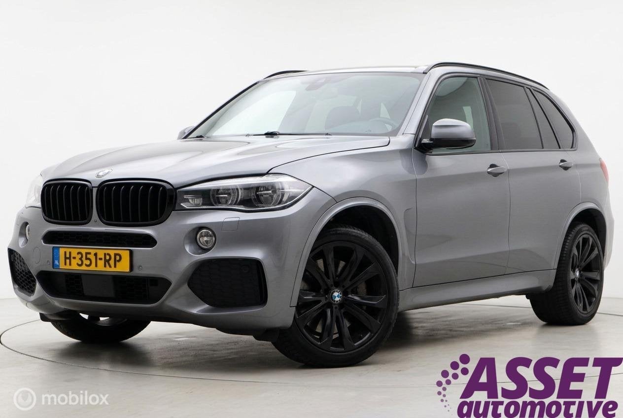 BMW X5 xDrive50i V8 7-zit volle auto! Pano| Head-up| M-Sport, Auto's, Gebruikt, 7 stoelen, Bedrijf, Vierwielaandrijving