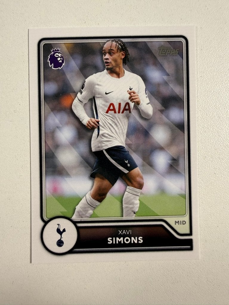 254 Xavi Simons Topps Premier League 2026-27, Verzamelen, Ophalen of Verzenden, Nieuw, Buitenlandse clubs, Poster, Plaatje of Sticker