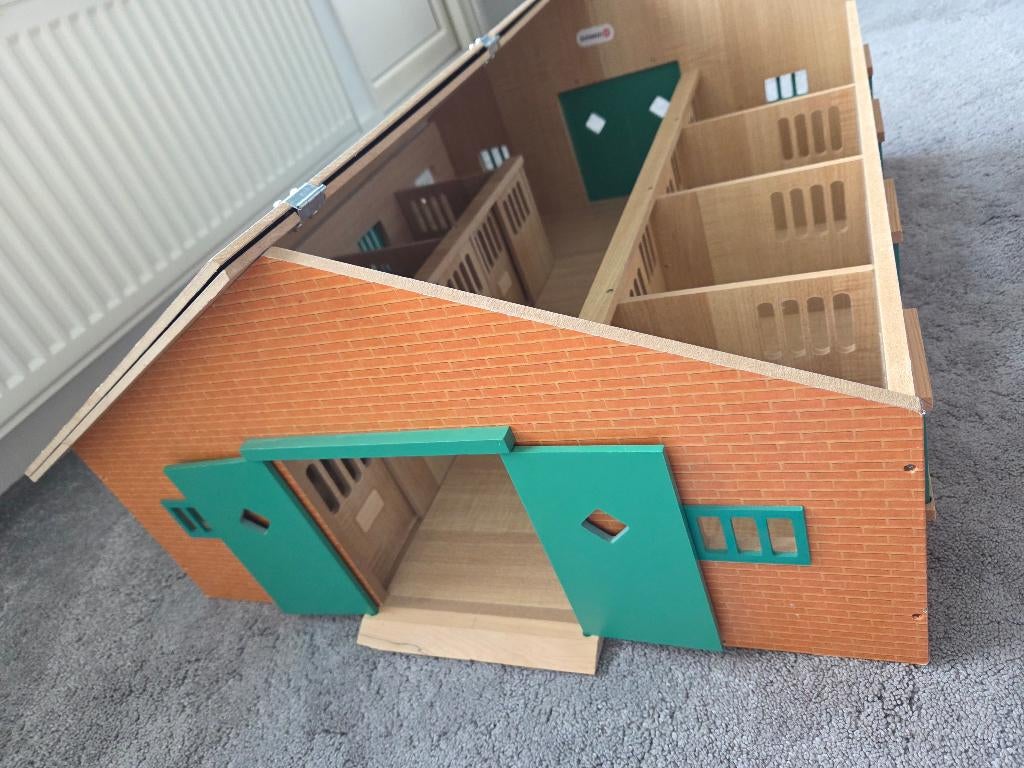 Kidsglobe grote paardenstal (7 stallen), Ophalen, Zo goed als nieuw, Overige typen