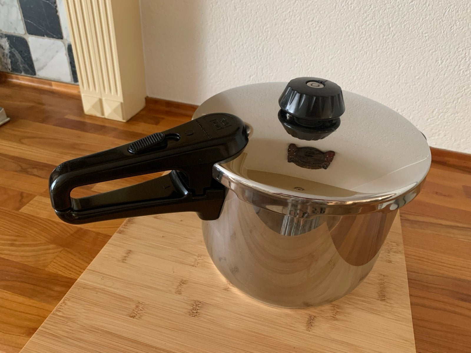 Fissler Snelkookpan - RVS - Zo goed als nieuw, Snelkookpan, Met deksel, Ophalen of Verzenden, Zo goed als nieuw