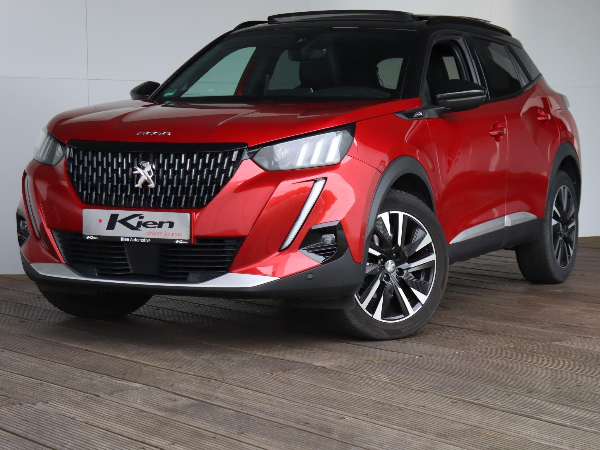 Peugeot 2008 1.2 PureTech GT 156pk | Pano-dak | Leder | Mass, Gebruikt, Leder, 1180 kg, 3 cilinders
