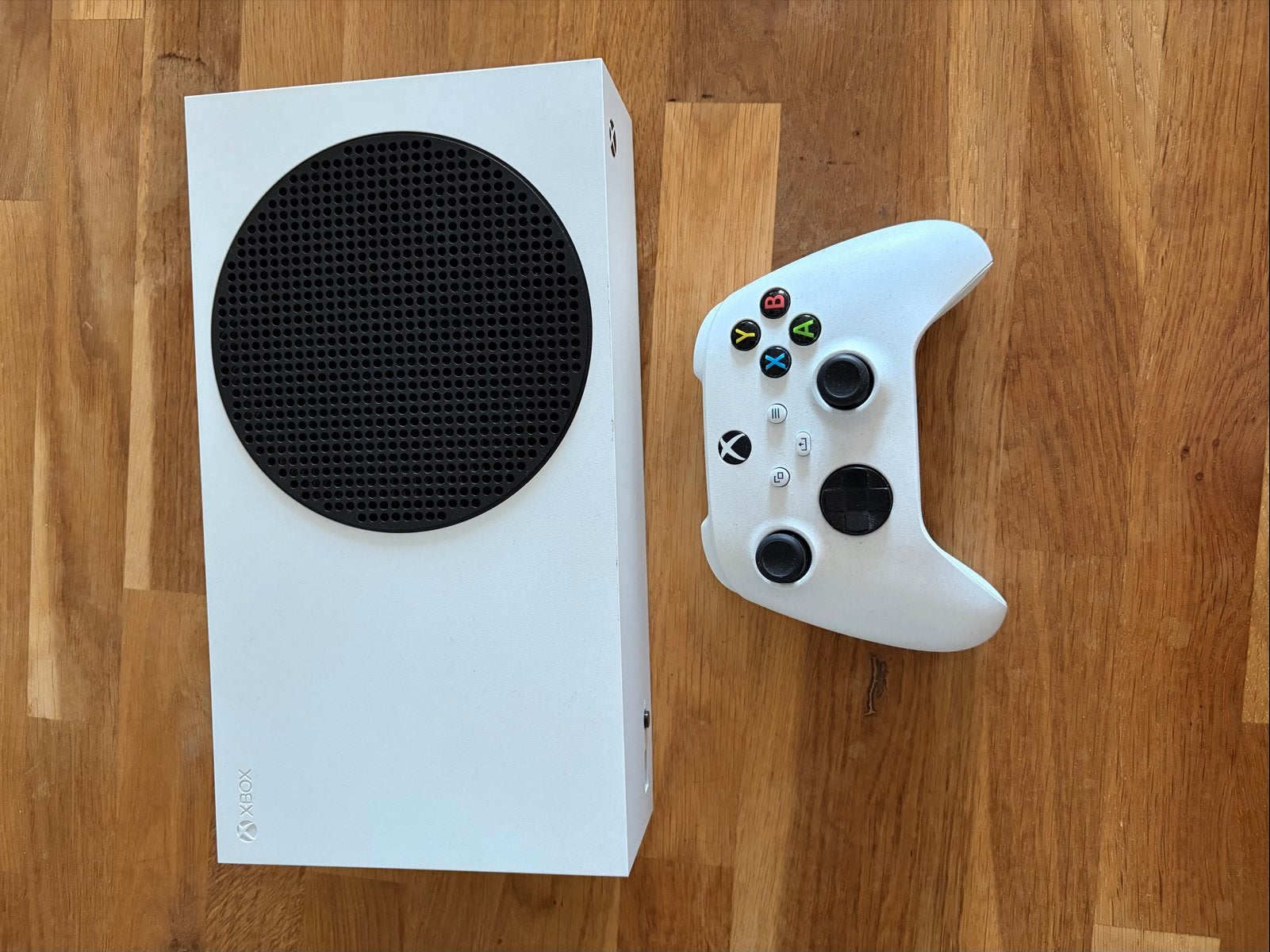 Foto 3 van Xbox Series S met controller - Zo goed als nieuw