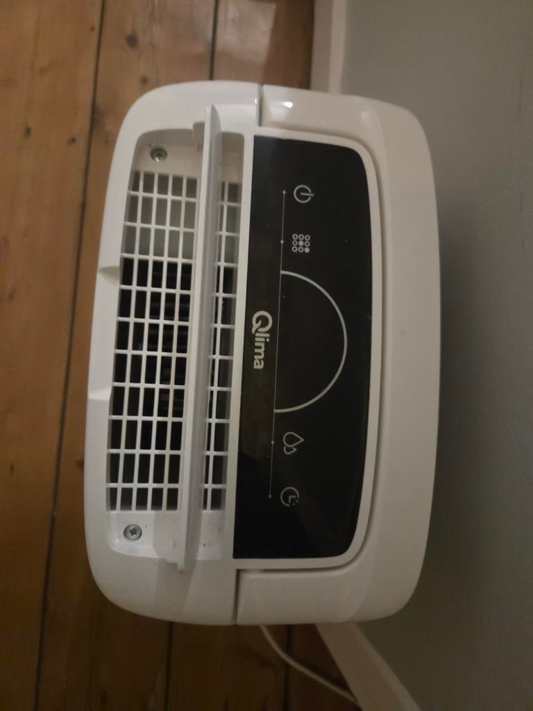 Qlima D612 Luchtontvochtiger - Efficiënt en Compact, Witgoed en Apparatuur, Luchtbehandelingsapparatuur, Zo goed als nieuw, Luchtontvochter