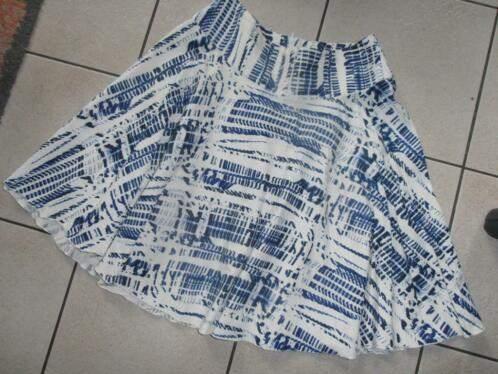 Leuke rok Turnover wit/blauw maat 38, Kleding | Dames, Rokken, Maat 38/40 (M), Blauw, Knielengte, Gedragen