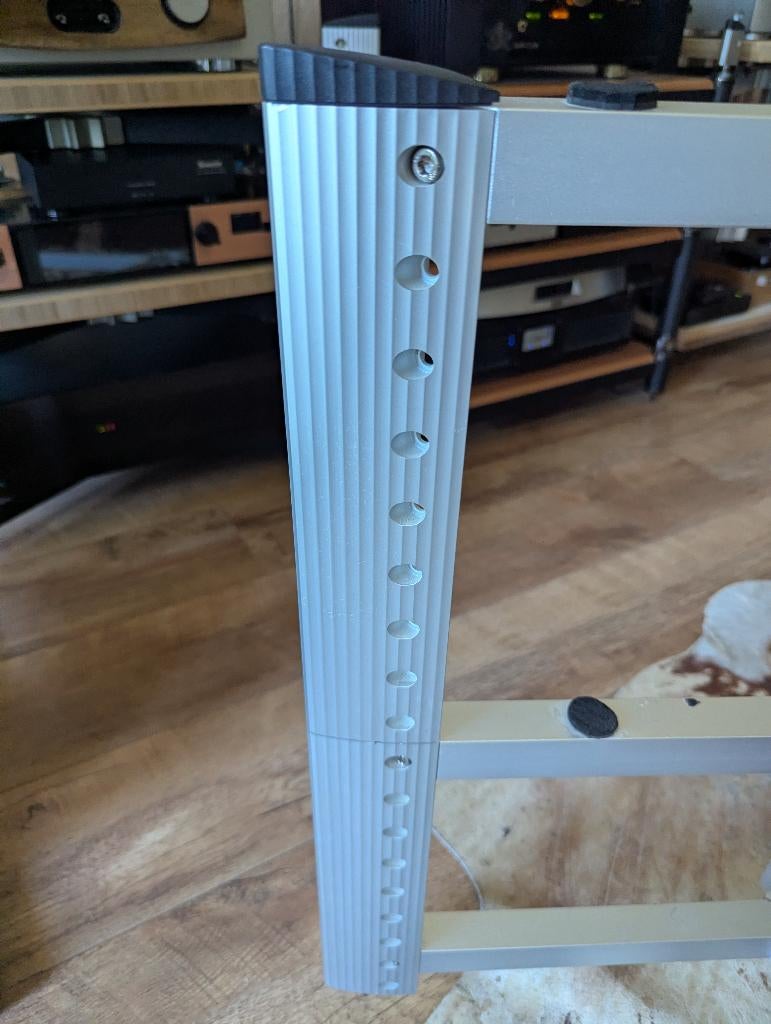 spider rack om audio op te plaatsen., Ophalen, Gebruikt