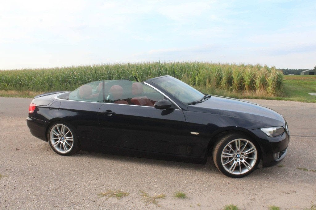 BMW 3-Serie 3.0 I 330 Executive Cabrio AUT 2008 Blauw, Auto's, Lichtsensor, Achterwielaandrijving, Cabriolet, 2996 cc