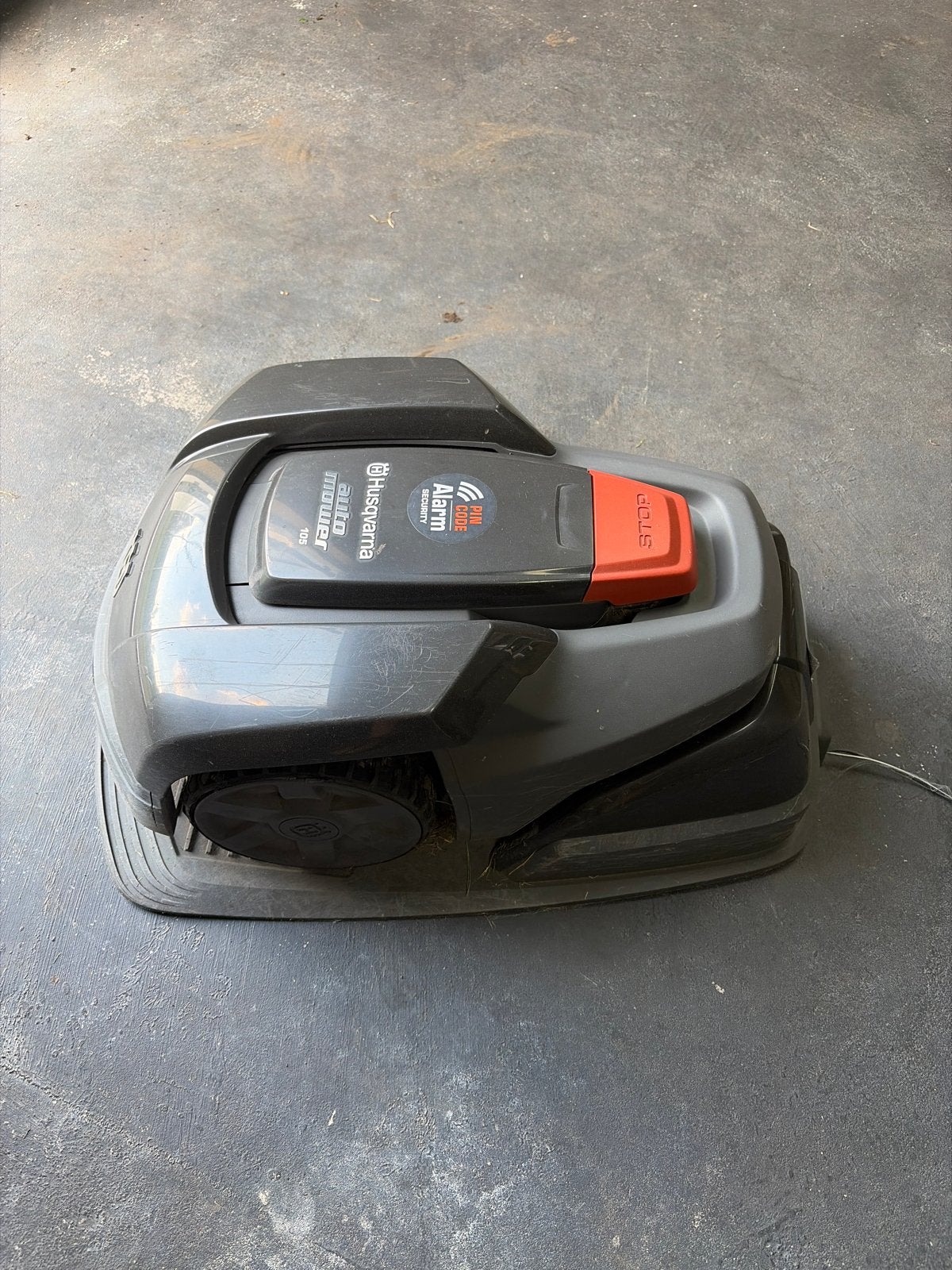 Husqvarna Automower 105 Robotmaaier - Gebruikt, Tuin en Terras, Ophalen of Verzenden, Gebruikt, Minder dan 20 cm