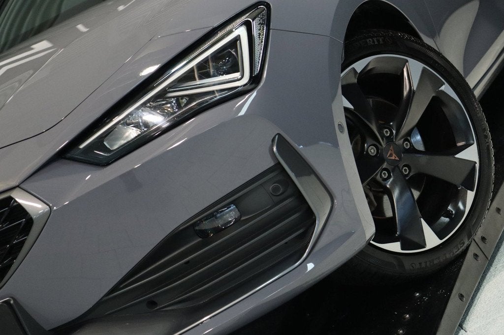 CUPRA Leon Sportstourer 1.4 e-Hybrid / MEMORY / KEYLESS / CA, 77 km/l, Gebruikt, Zwart, 4 cilinders
