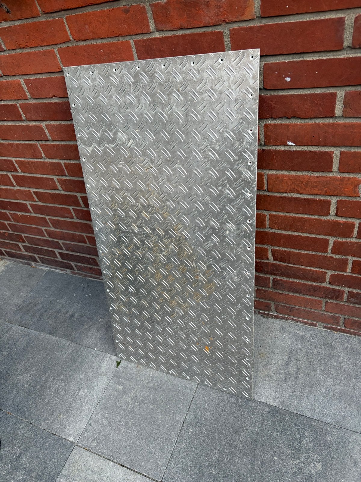 ALUMINIUM TRAANPLAAT 95 x 50 cm, Doe-het-zelf en Verbouw, Metalen, Ophalen of Verzenden, Gebruikt, Aluminium