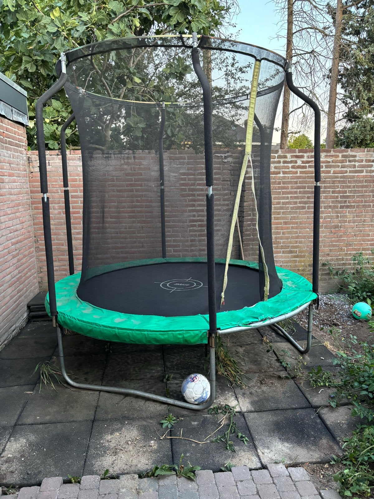 Gebruikte trampoline met veiligheidsnet, Ophalen, Gebruikt