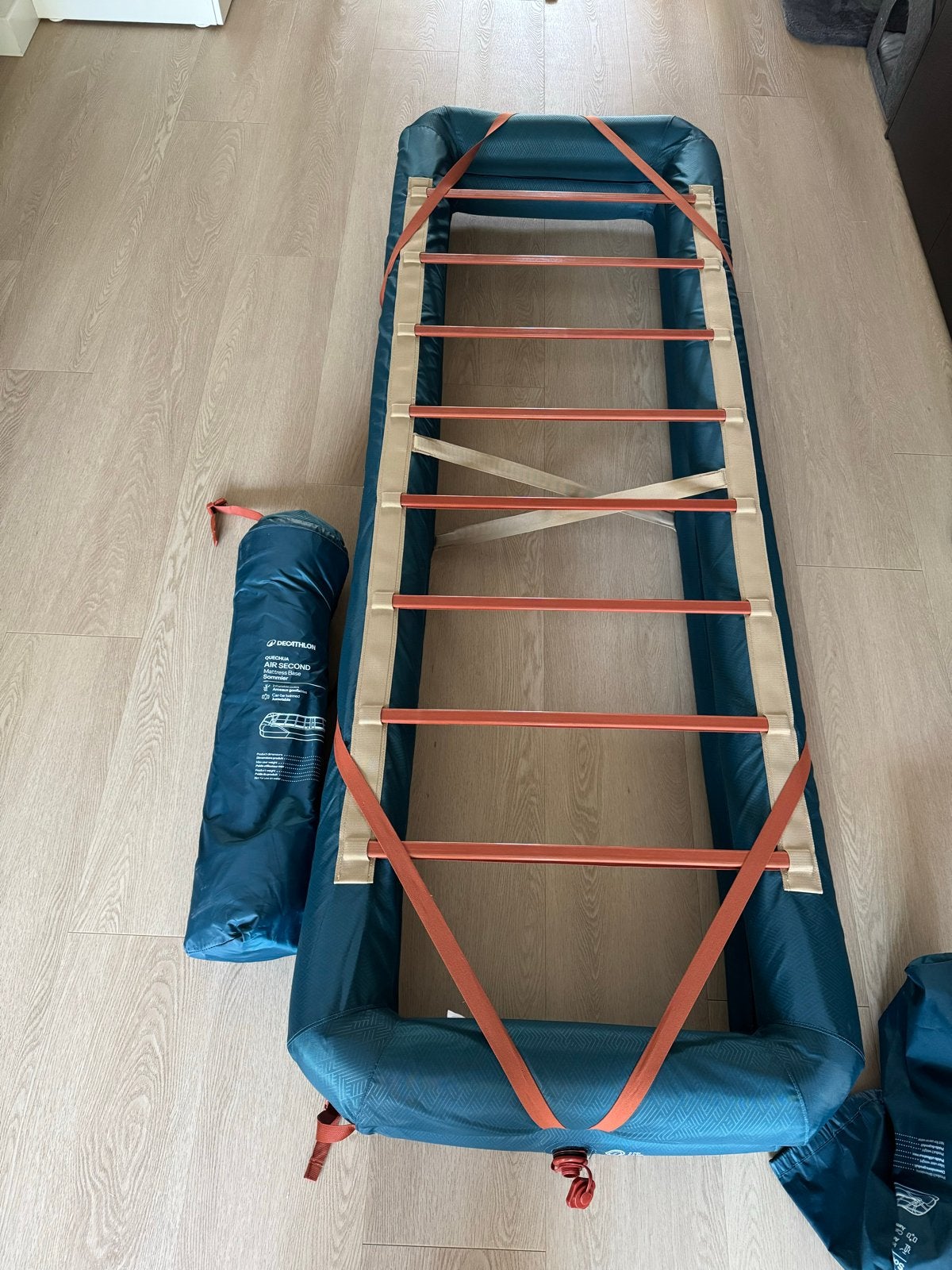 Decathlon Quechua camp bed Air Second Matras lattenbodem, Ophalen of Verzenden, Zo goed als nieuw