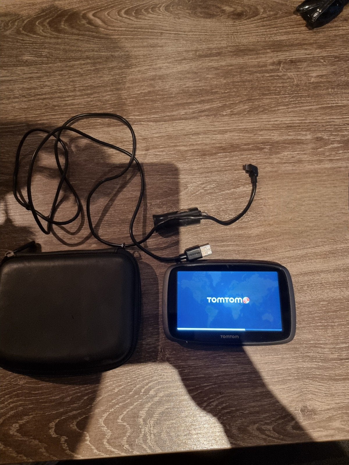 TomTom Go 5100 GPS Navigatiesysteem met Wereldkaarten, Auto diversen, Autonavigatie, Ophalen of Verzenden