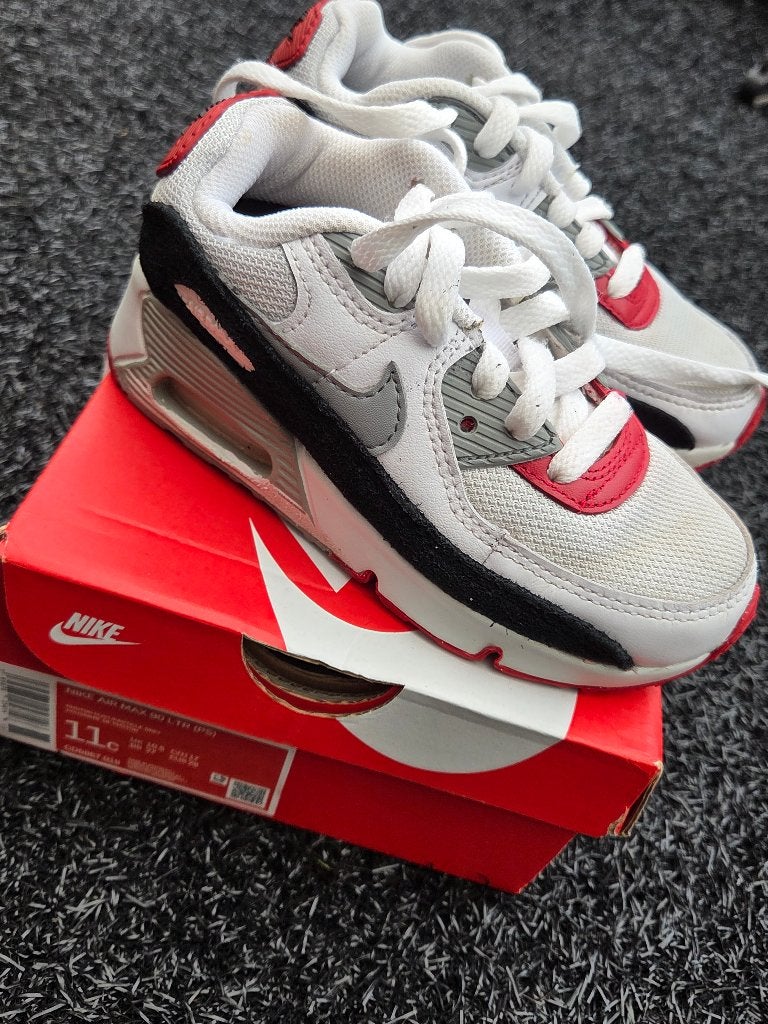 Nike air max maat 28, Kinderen en Baby's, Sportschoenen, Ophalen of Verzenden, Zo goed als nieuw, Nike